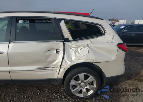 2013 Chevrolet Traverse Ltz z USA, uszkodzony, nr VIN 1GNKVLKD3DJ182084